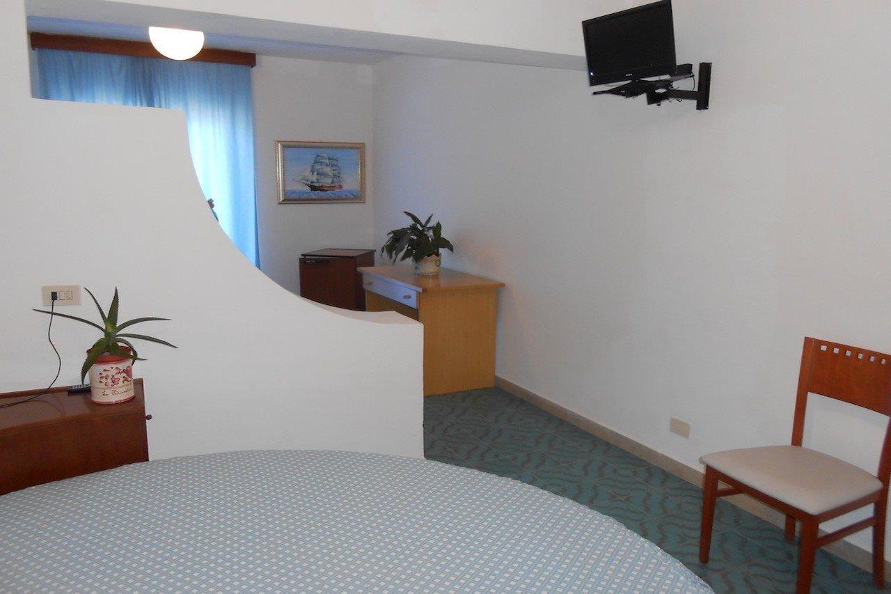 פורטו סנטו סטפנו Hotel Vittoria מראה חיצוני תמונה